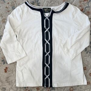 Bob Macke Sz.S Wearable Art White and Black Top w/ detailed stitching design